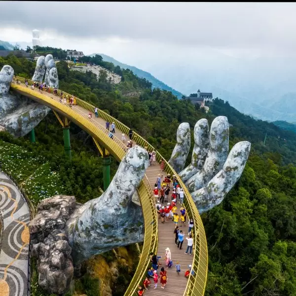 Golden Bridge Da Nang