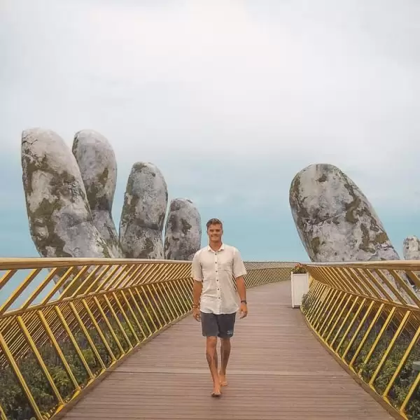 Golden Bridge Da Nang